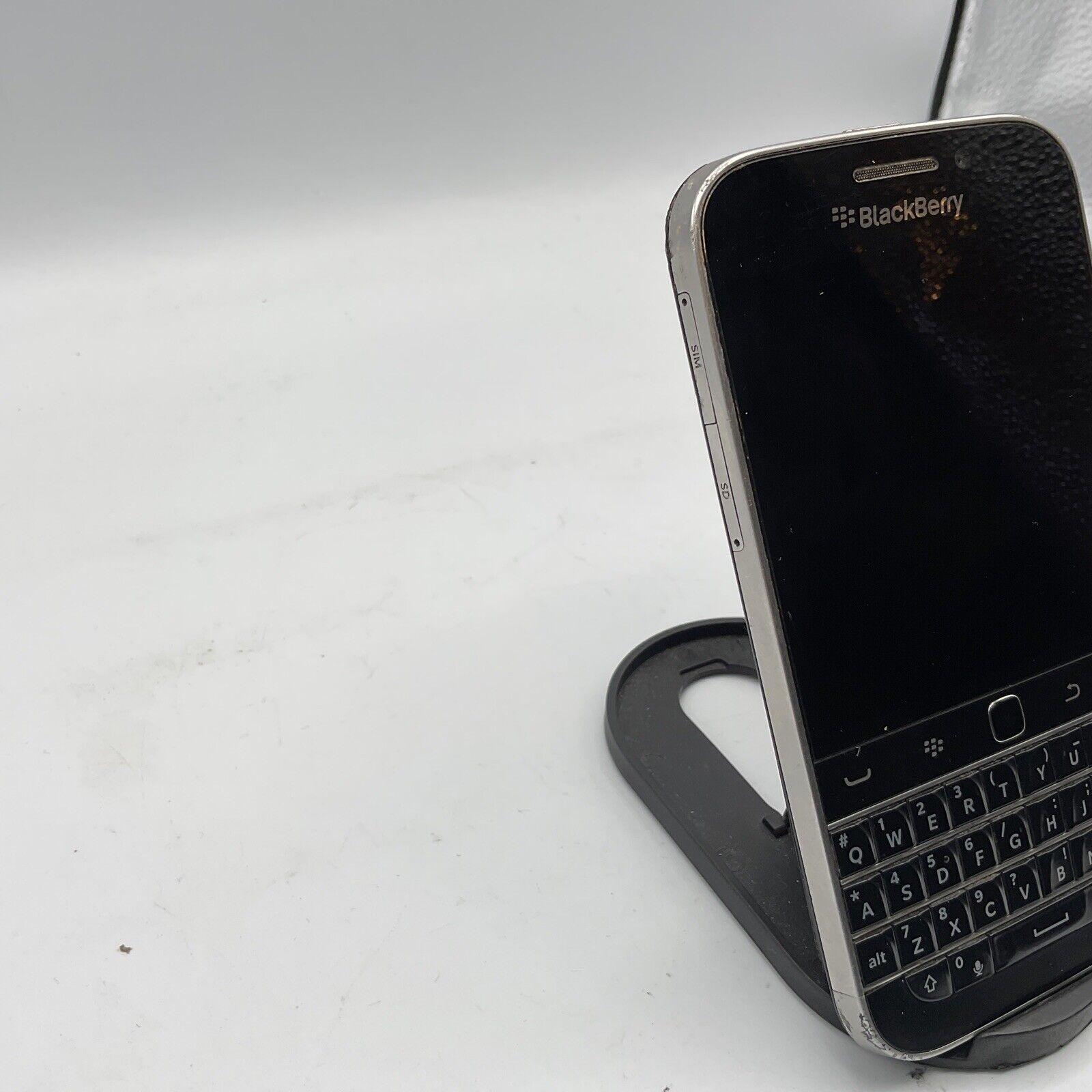 Blackberry Classic Q20 AT&T 16GB 4G LTE QWERTY SMARTPHONE Refurbished - Triveni World