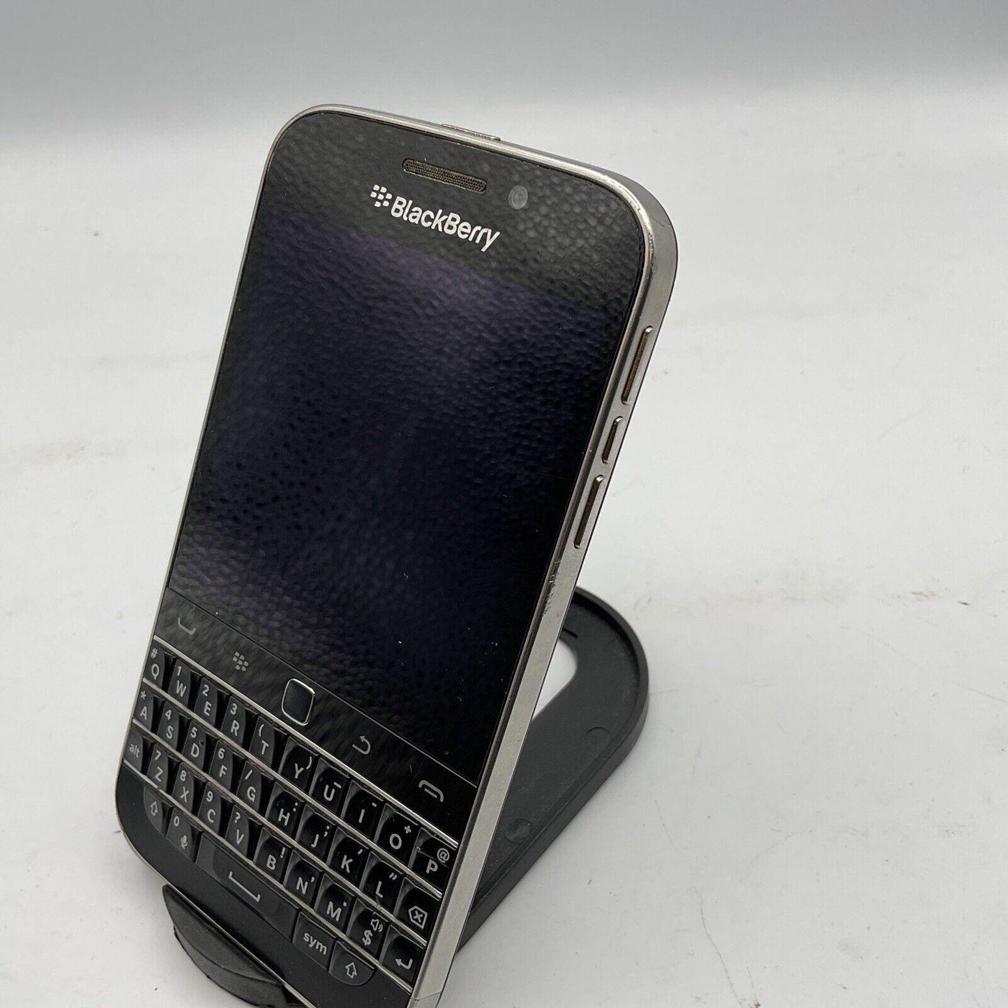 Blackberry Classic Q20 AT&T 16GB 4G LTE QWERTY SMARTPHONE Refurbished - Triveni World