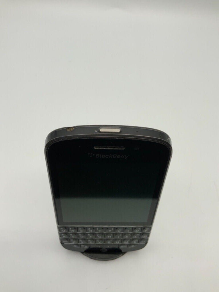 BlackBerry Q10 - 16GB - SQN1001 Black AT&T Smartphone Refurbished - Triveni World