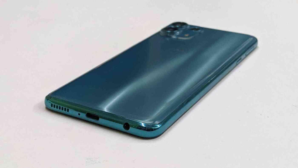 Refurbished Moto Edge 20 Fusion 5G 6/128GB Cyber Teal - Triveni World