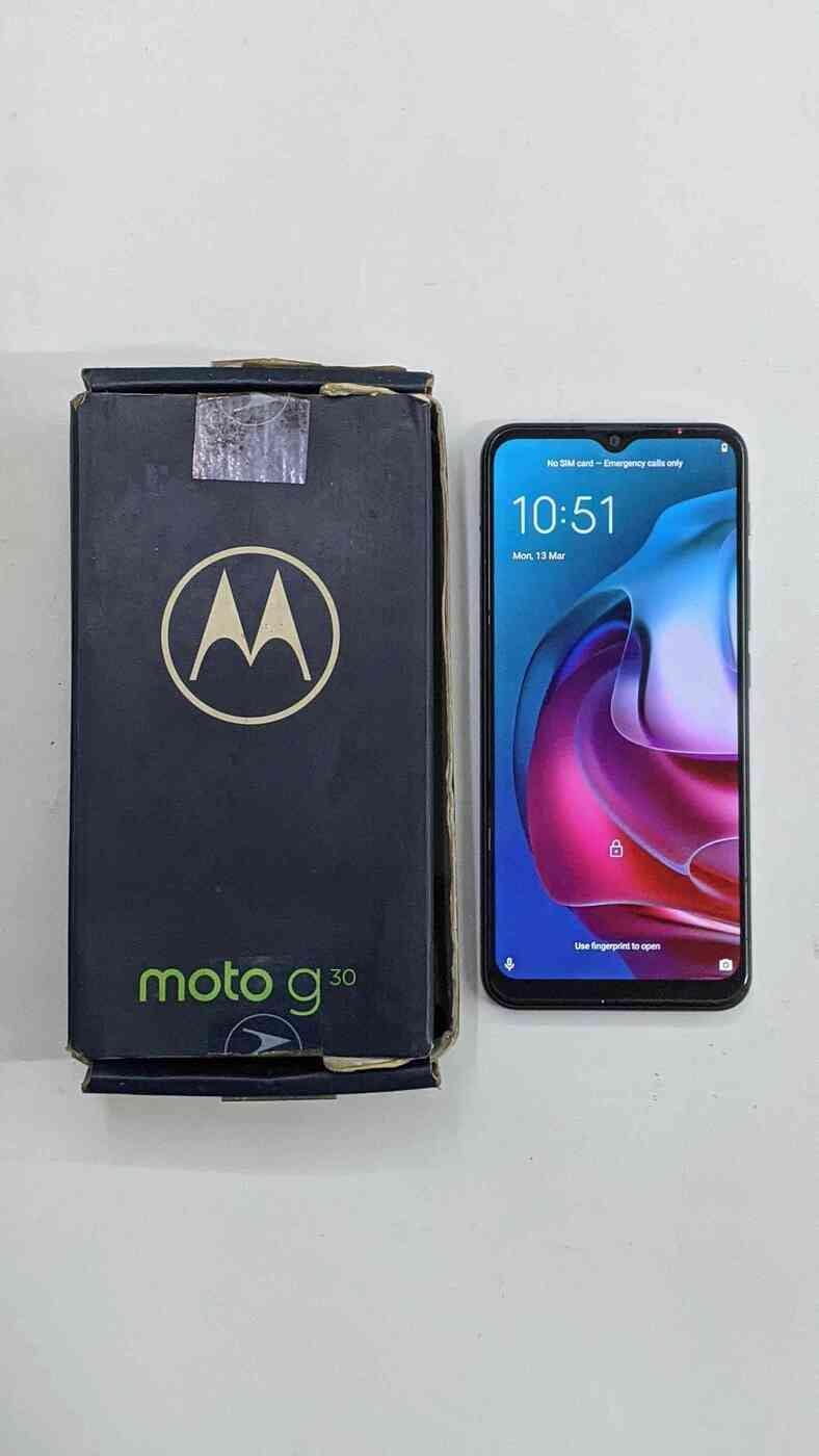 Moto G30 4/64GB Refurbished - Triveni World