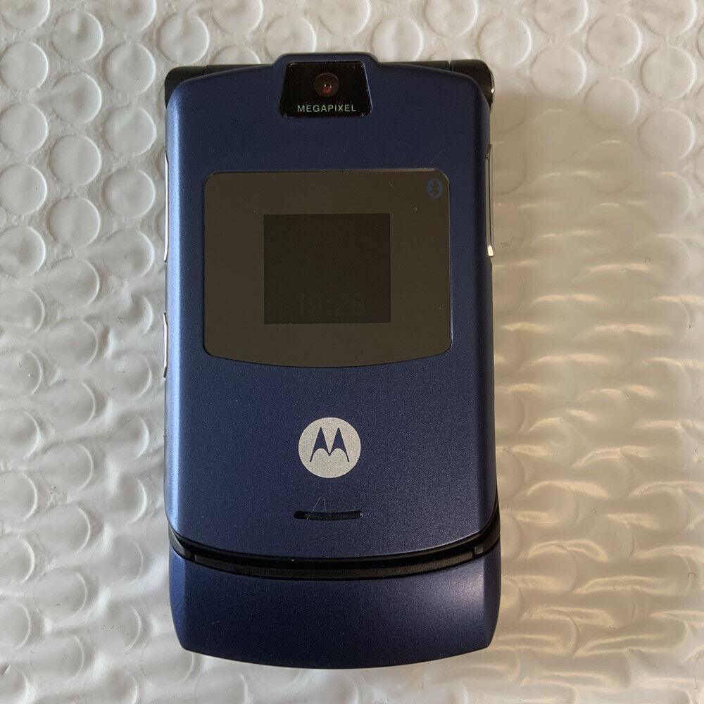 Motorola RAZR V3 MP4 Unlocked GSM 850/900/1800/1900 Flip Mobile Phone Refurbished - Triveni World