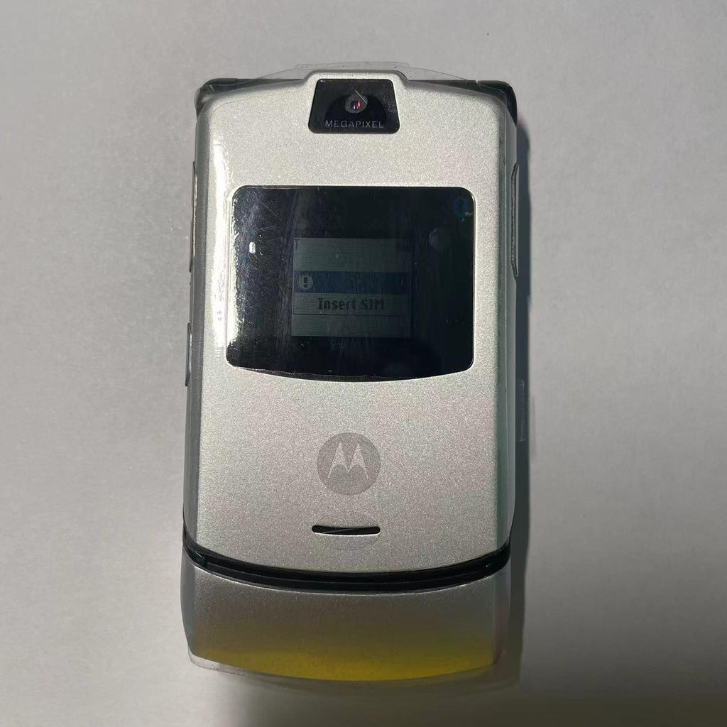 Motorola RAZR V3 MP4 Unlocked GSM 850/900/1800/1900 Flip Mobile Phone Refurbished - Triveni World